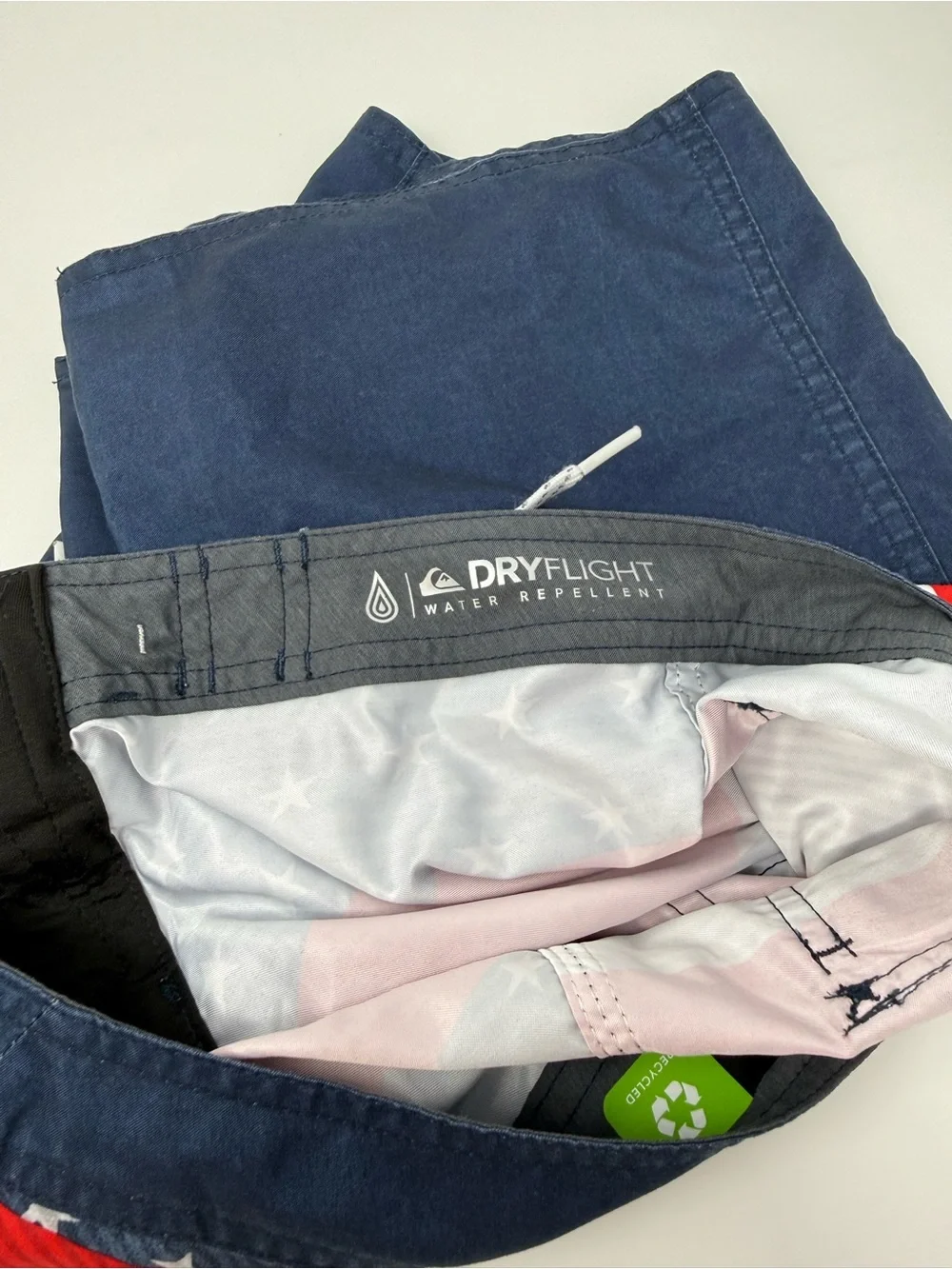 Quiksilver Men's Navy and Red American Flag Boardshorts